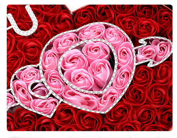 香皂花礼盒装 情人节礼物 创意鲜花速递玫瑰花永生花红色一箭穿心