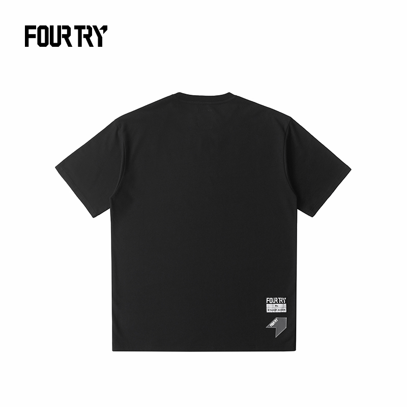 FOURTRY × M super Avenir设计师字母项链短袖T恤