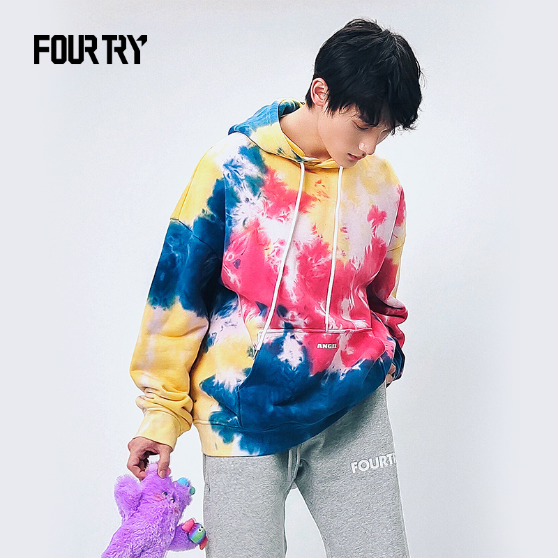 FOURTRY × ANGEL CHEN设计师扎染帽卫衣