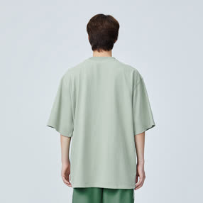 内购-FOURTRY灰豆绿色简约小logo T恤 21SS01GR26X